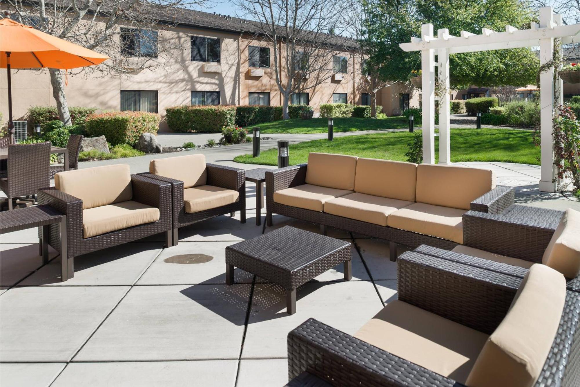 Courtyard By Marriott Vacaville Eksteriør bilde